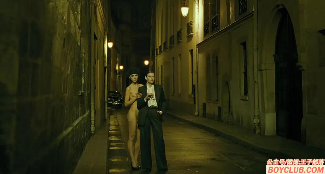 围观腼腆天才的情感野史：圣罗兰传 Saint Laurent (2014) bl电影VIP在线看